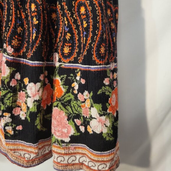 Black Floral Dress with Border Size 28W plus Host Pick - Picture 5 of 7